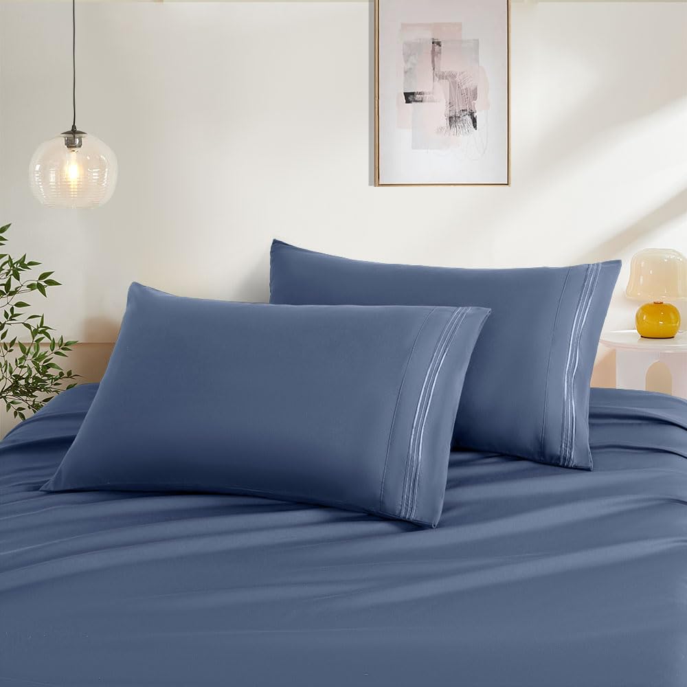 Purple Pillow Covers Set of 2，2 Pack Standard Size Pillow Cases，20"X26"