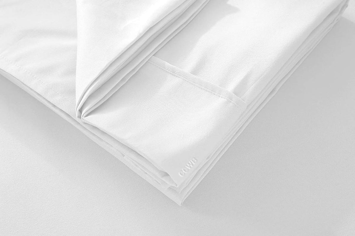 TBM Oversize Pillow Case White King Extra Large Fits Even The Fluffiest Pillows Including The Pancake Pillow Sleeve Style Extra Tall Pillowcase 100% Egyptian Cotton 600 Thread Count
