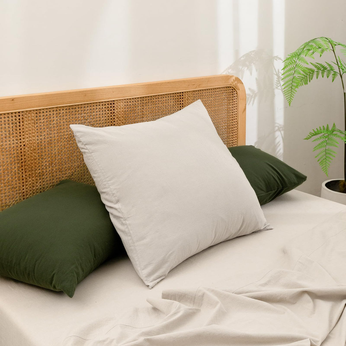BESTOUCH Washed Cotton Pillowcases Linen Feel Olive Green Body