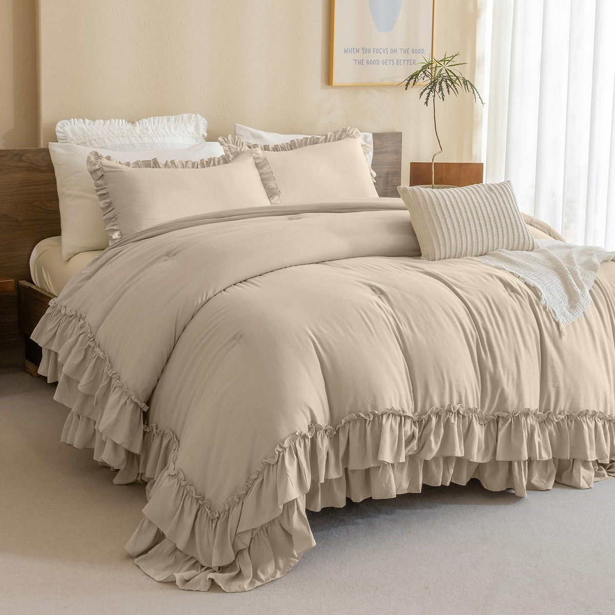 Masaca Ruffled Comforter Set Queen,Farmhouse Shabby Boho Chic Bedding Wheat and White Ruffle Comforter Vintage Rustic French Country Elegant Bedding Set 3PCS