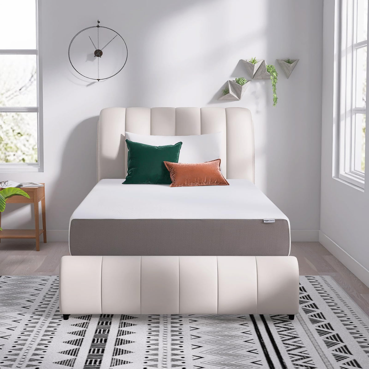 Amazon Basics Gel Memory Foam Mattress, Soft Plush Feel, Breathable Premium Knitted Fabrics, Removable Cover, Easy Set Up, 6 Inch, Full, White/Grey