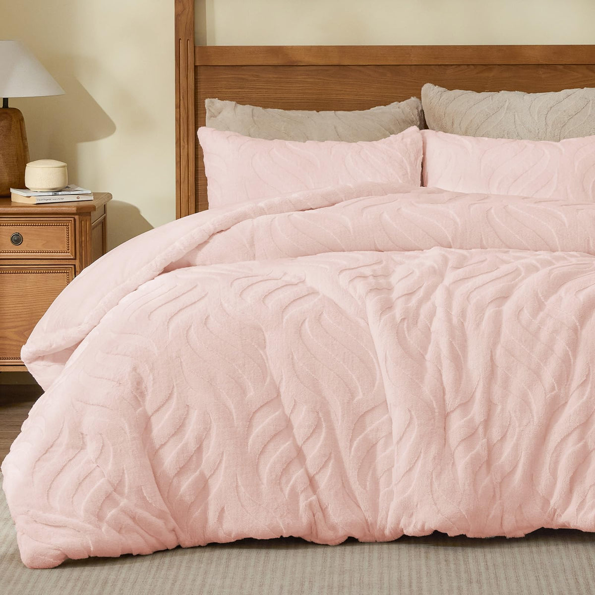 BEDELITE Fluffy Faux Fur Comforter Set Queen, Fuzzy Bedding Set, Cream