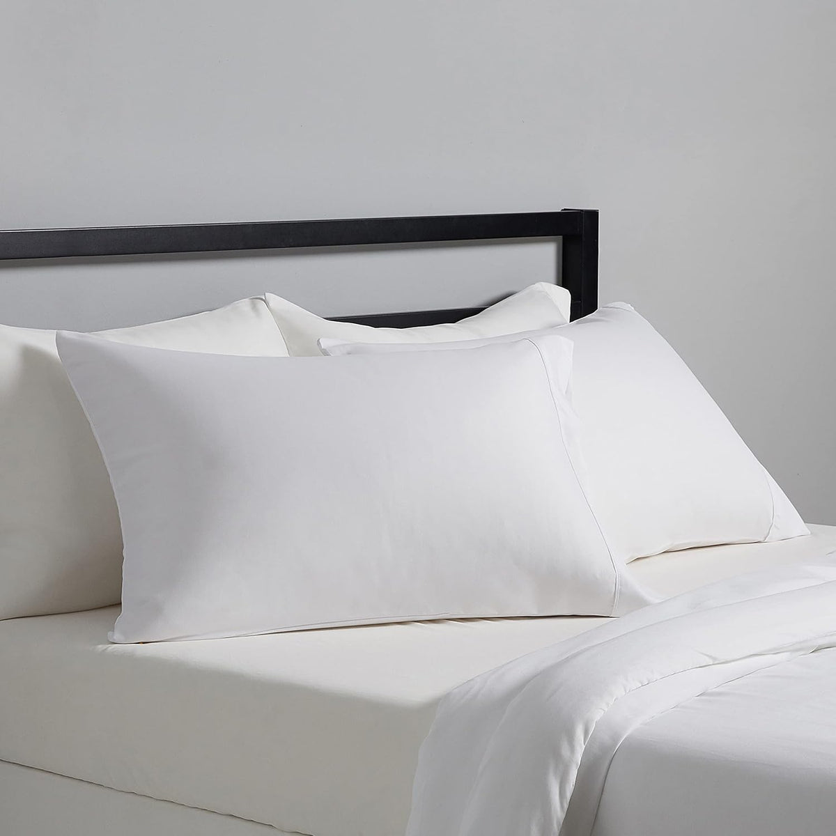 Amazon Basics King Pillowcases Set of 2 - Lightweight, Super Soft Easy Care Microfiber, Bright White, 40" L x 20" W, Pillows Not Included