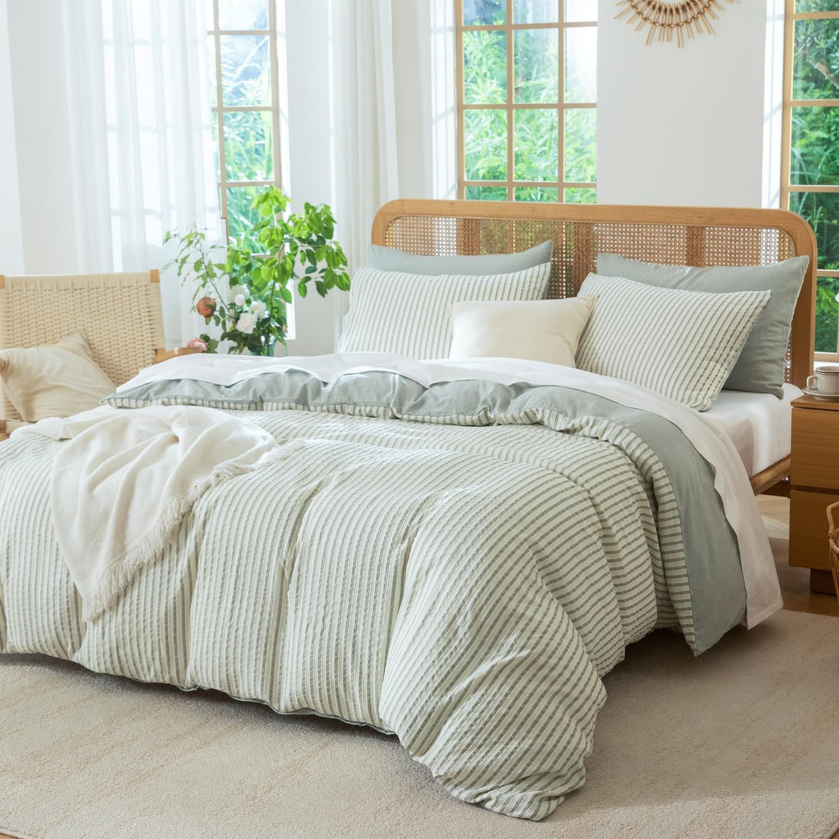 Sage Green Queen Size Comforter Set Striped 100% Soft Washed Microfiber Jacquard 3 Pieces Striped Bedding Sets Green White Comforter Queen for All Seasons and 2 Pillowcases Comfort Breathable