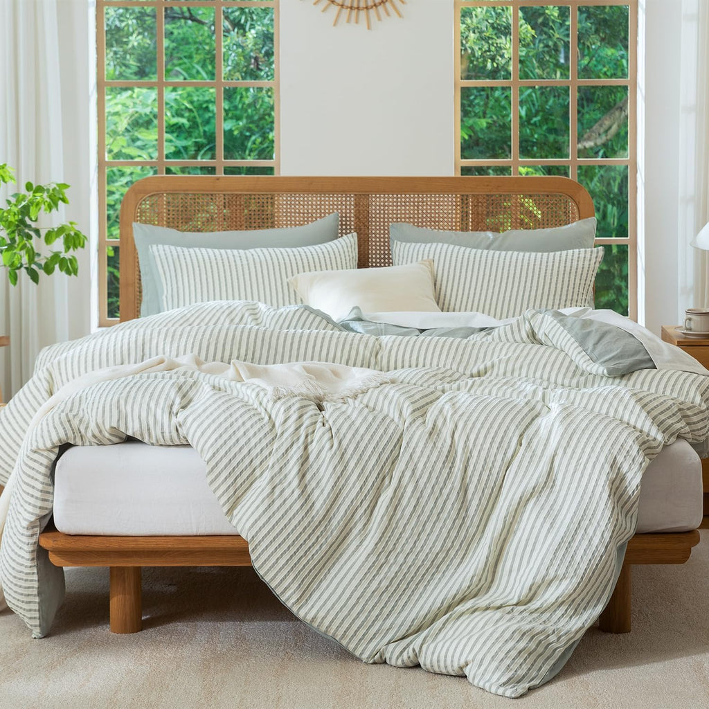 Sage Green Queen Size Comforter Set Striped 100% Soft Washed Microfiber Jacquard 3 Pieces Striped Bedding Sets Green White Comforter Queen for All Seasons and 2 Pillowcases Comfort Breathable
