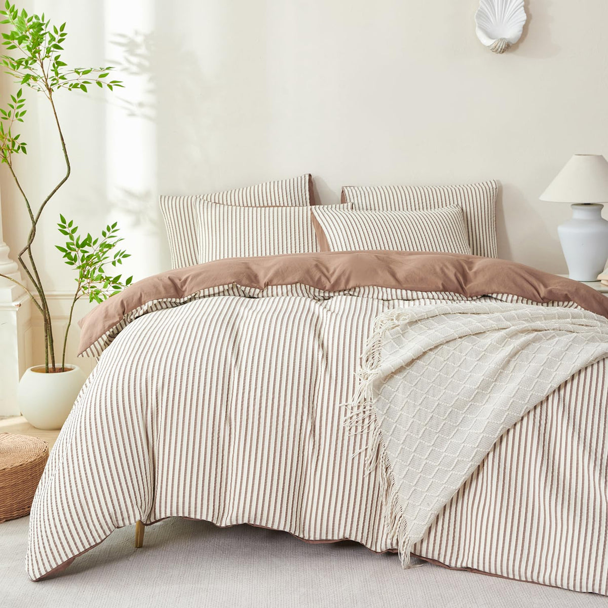 Sage Green Queen Size Comforter Set Striped 100% Soft Washed Microfiber Jacquard 3 Pieces Striped Bedding Sets Green White Comforter Queen for All Seasons and 2 Pillowcases Comfort Breathable