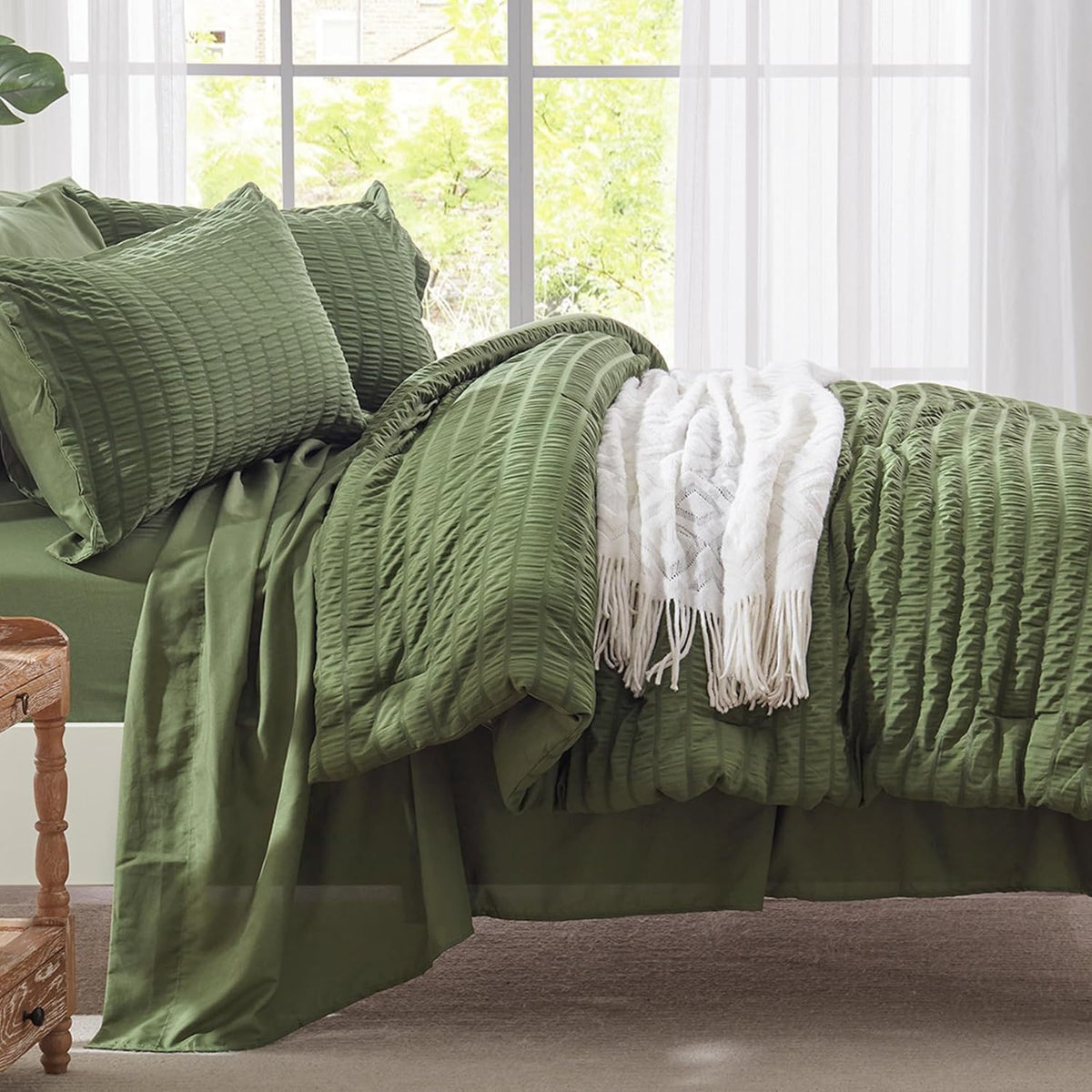 Zzlpp Queen Comforter Set 7 Piece, Green Bed in a Bag Queen Bedding Sets