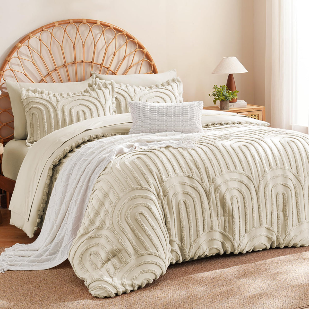 MR&HM Queen Comforter Set 7 Pieces, Fluffy Tufted Boho Beddding Set Beige