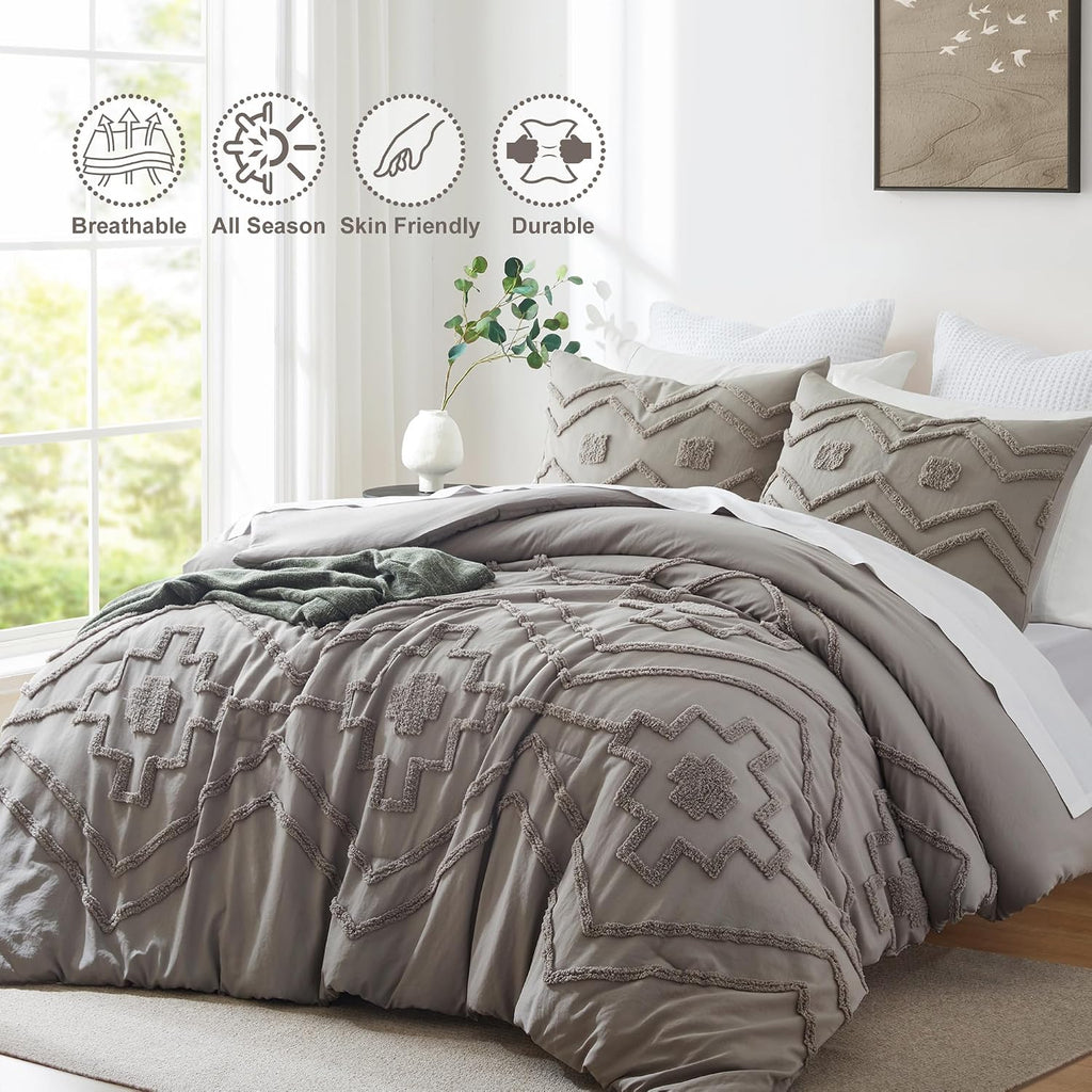 Oli Anderson Tufted Boho Queen Comforter Set, Grey, 3 Pieces