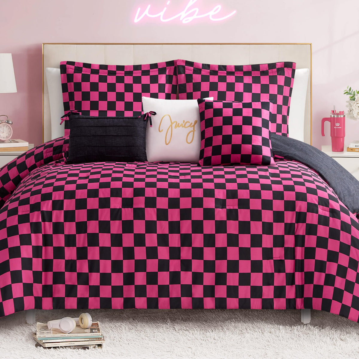 Juicy Couture Cabana Stripe Reversible Bedding Set - Queen Size - Black and White Stripe Print – 6 Piece Set – Includes 1 90" x 90" Comforter, 3 Decorative Pillows, 2 Shams