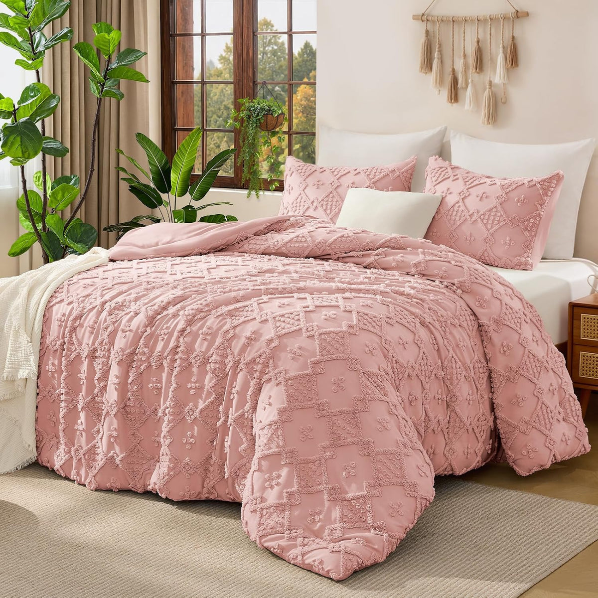Tufted Boho Comforter Set, 3 Pieces Pink Boho King Bedding Set