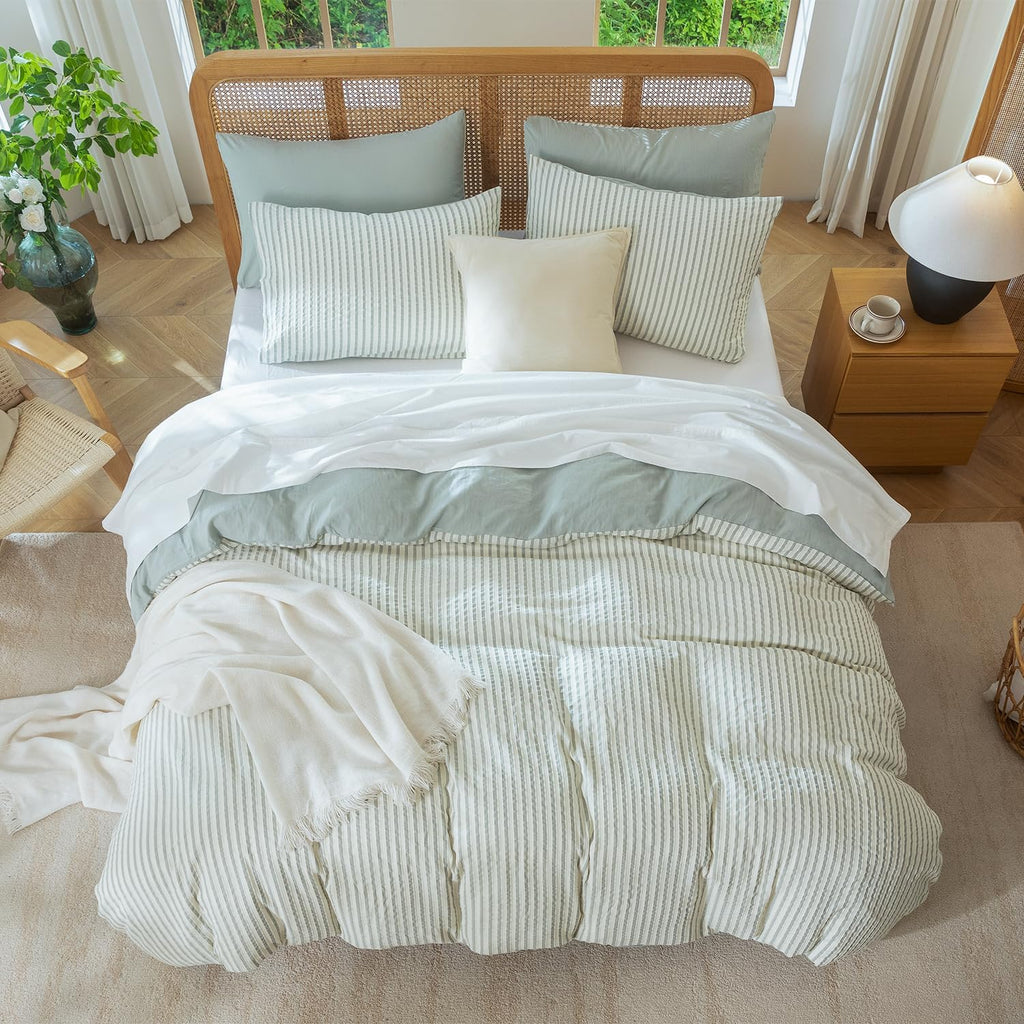 Sage Green Queen Size Comforter Set Striped 100% Soft Washed Microfiber Jacquard 3 Pieces Striped Bedding Sets Green White Comforter Queen for All Seasons and 2 Pillowcases Comfort Breathable