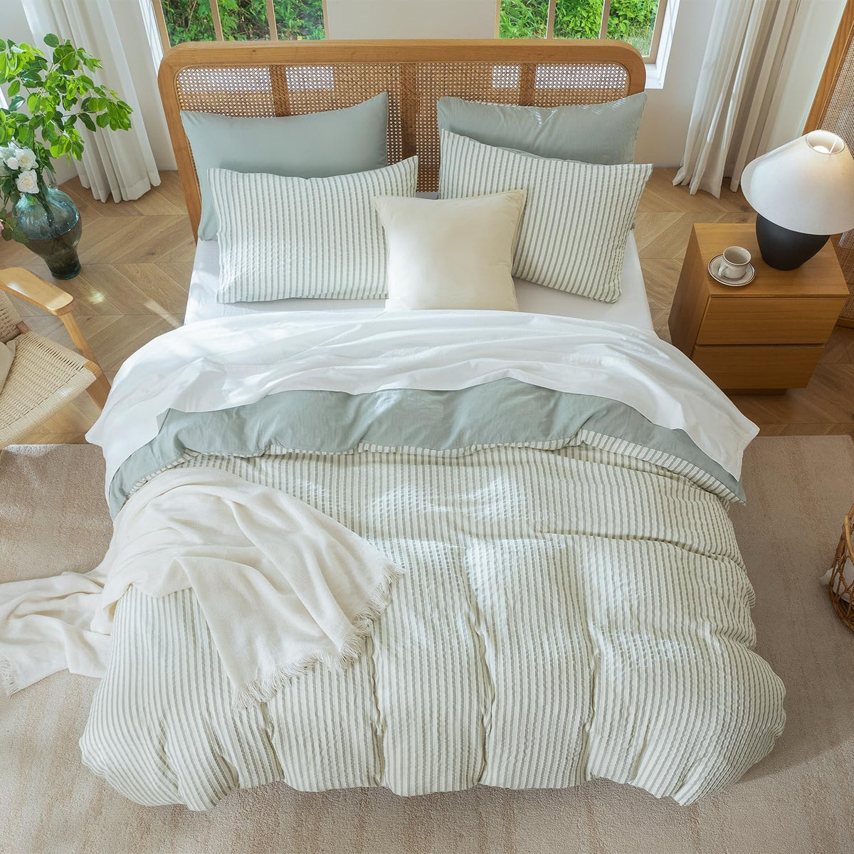 Sage Green Queen Size Comforter Set Striped 100% Soft Washed Microfiber Jacquard 3 Pieces Striped Bedding Sets Green White Comforter Queen for All Seasons and 2 Pillowcases Comfort Breathable