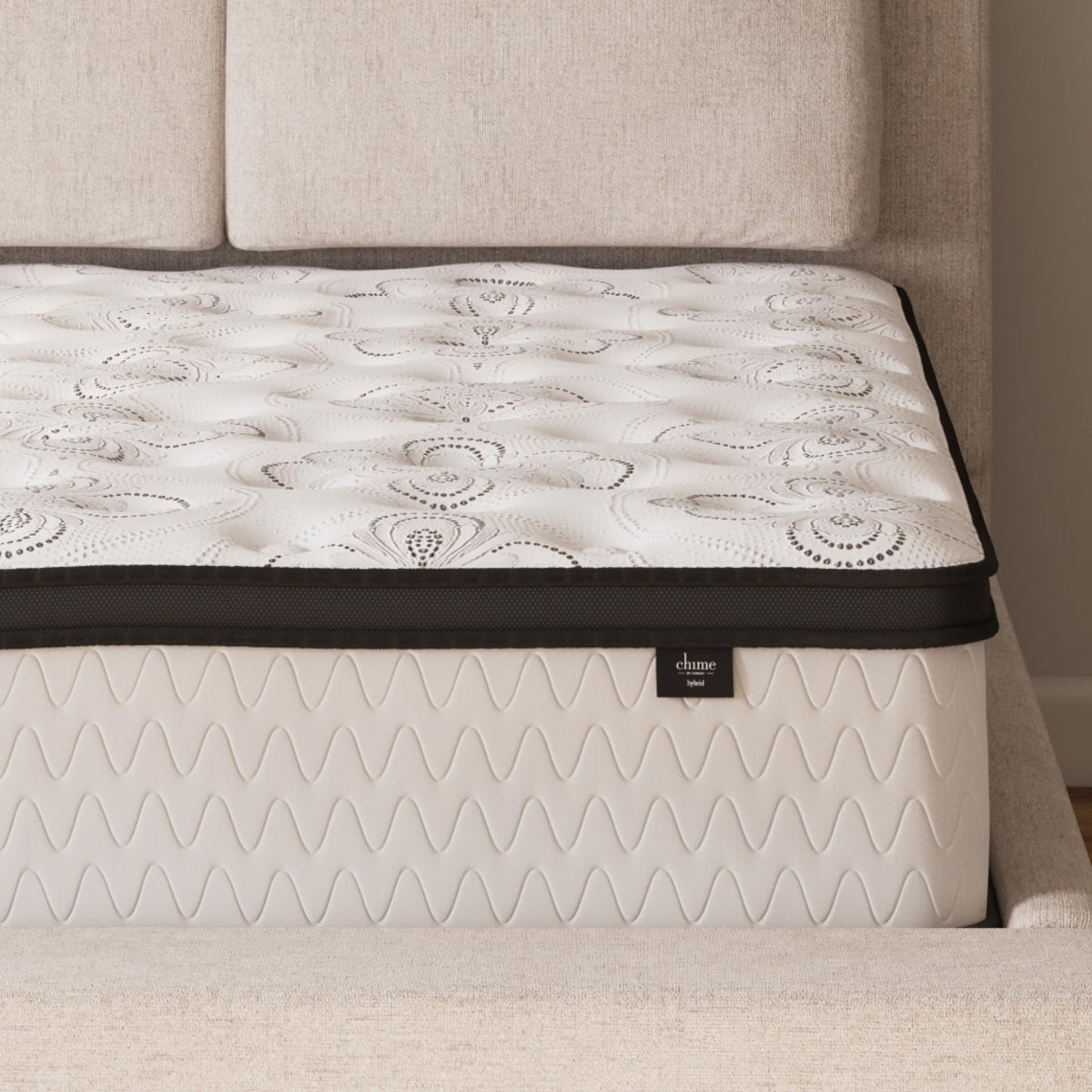 Signature Design by Ashley Chime 10 Inch Twin Hybrid Mattress in a Box