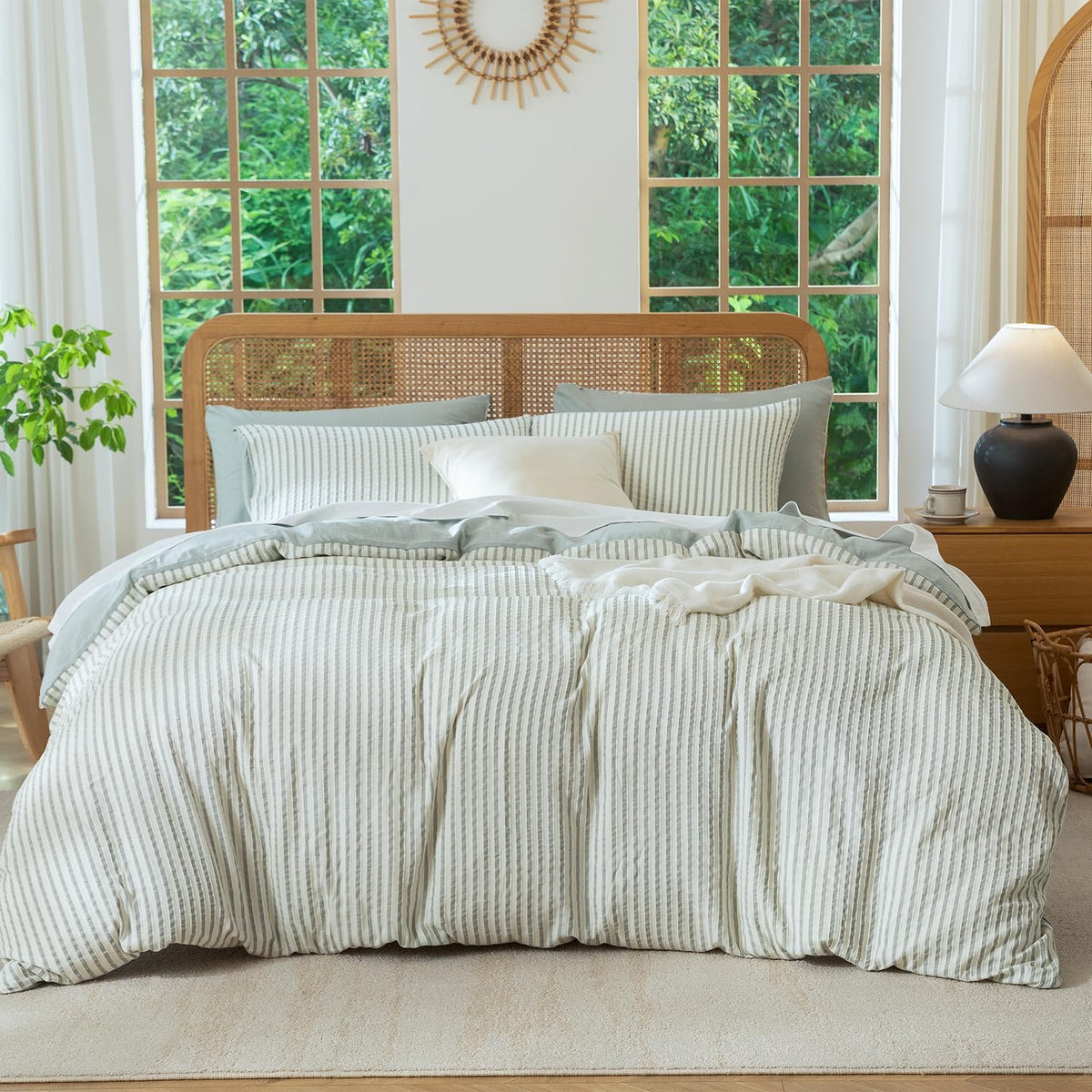 Sage Green Queen Size Comforter Set Striped 100% Soft Washed Microfiber Jacquard 3 Pieces Striped Bedding Sets Green White Comforter Queen for All Seasons and 2 Pillowcases Comfort Breathable