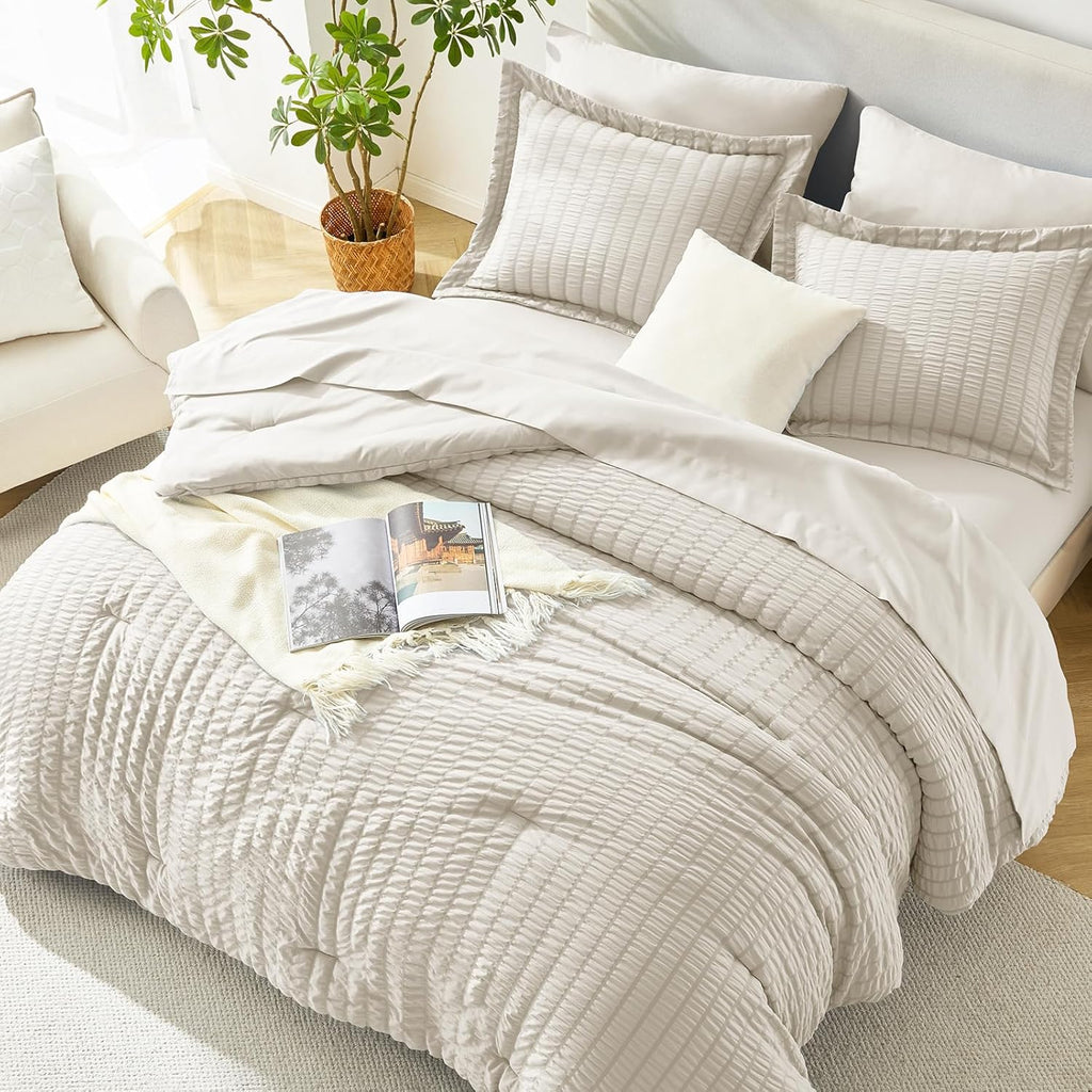 HIMEET King Comforter Set, 7-Piece Seersucker Bed in a Bag, Beige