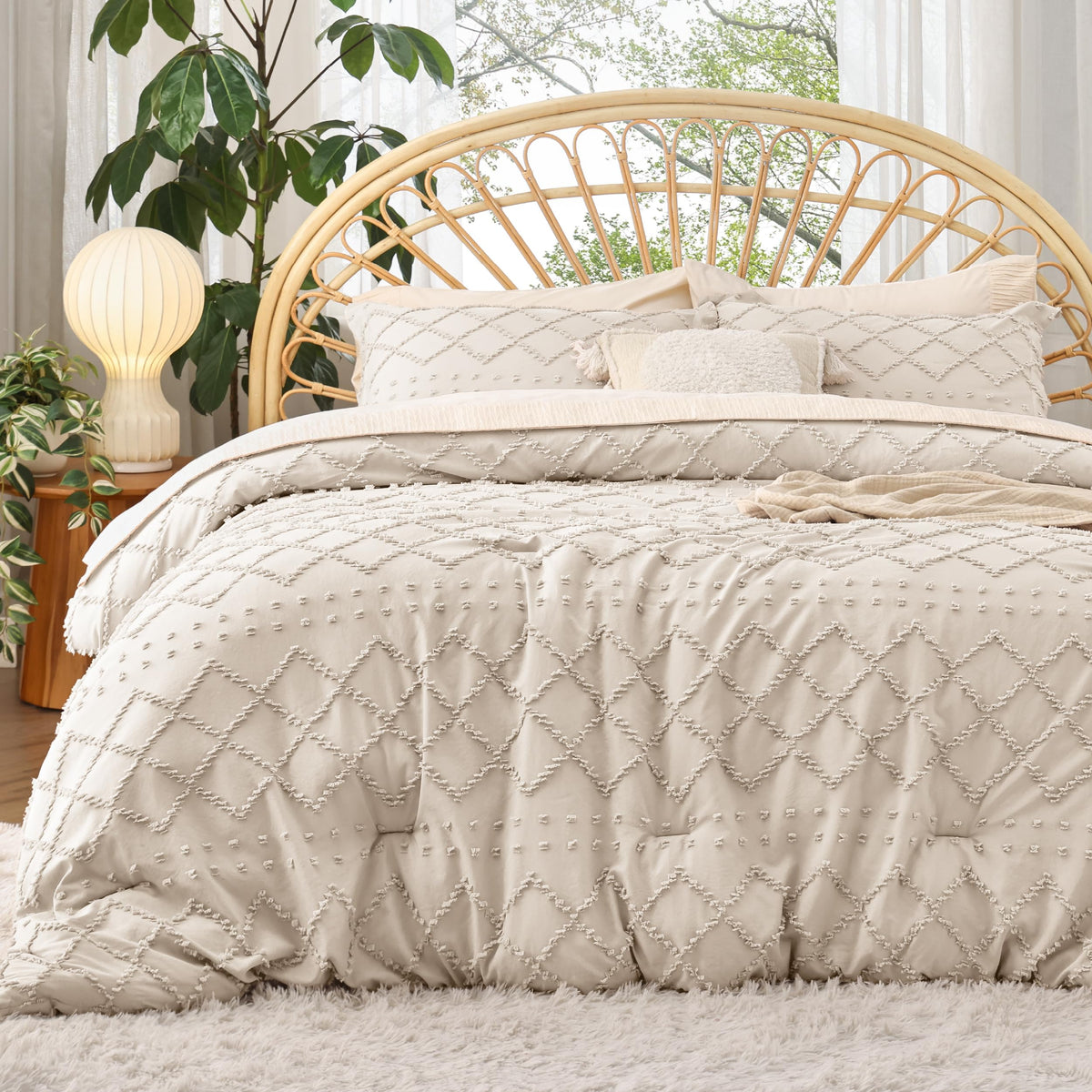 Bedsure Boho Tufted Beige Comforter Set, Oversized King