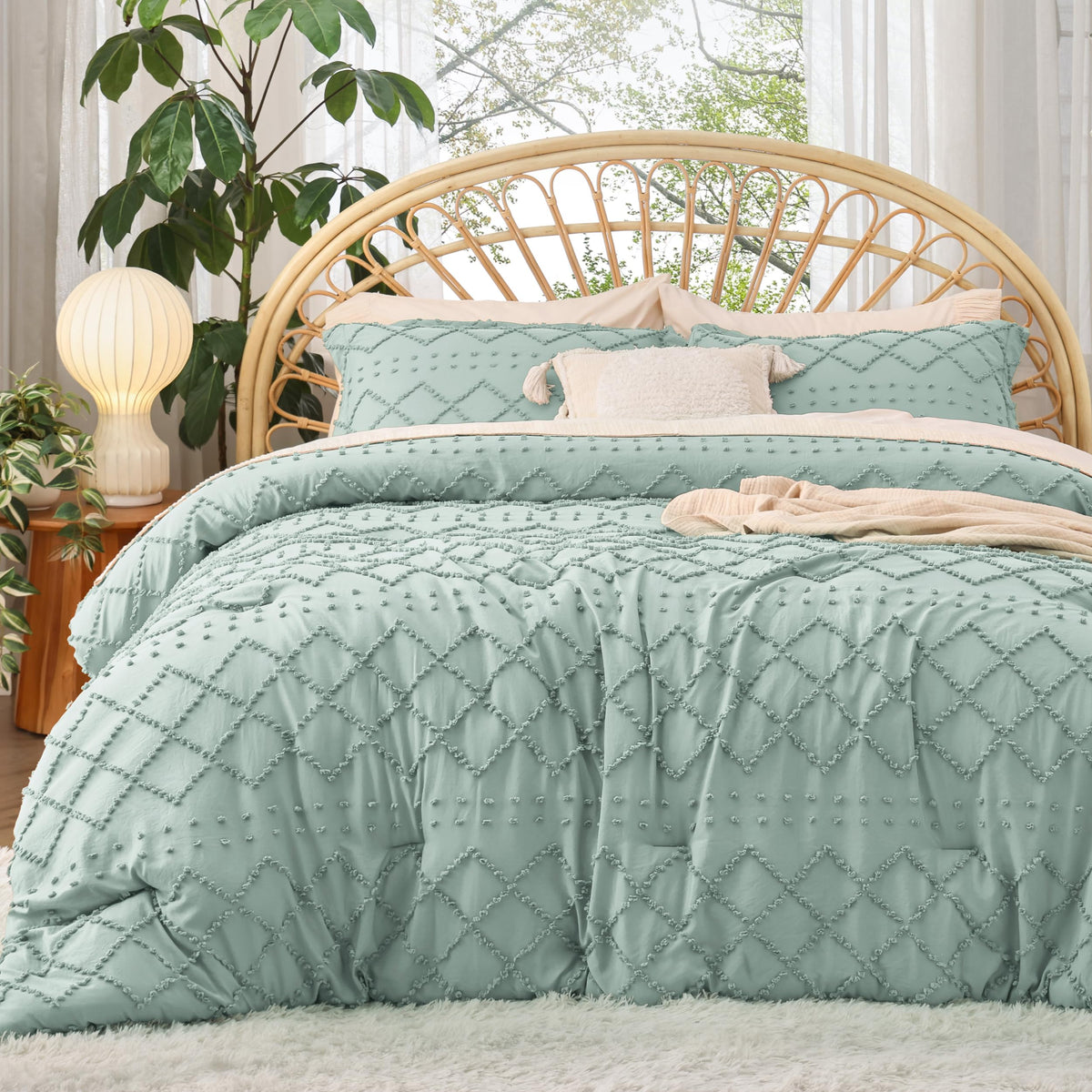 Bedsure Boho Tufted Beige Comforter Set, Oversized King