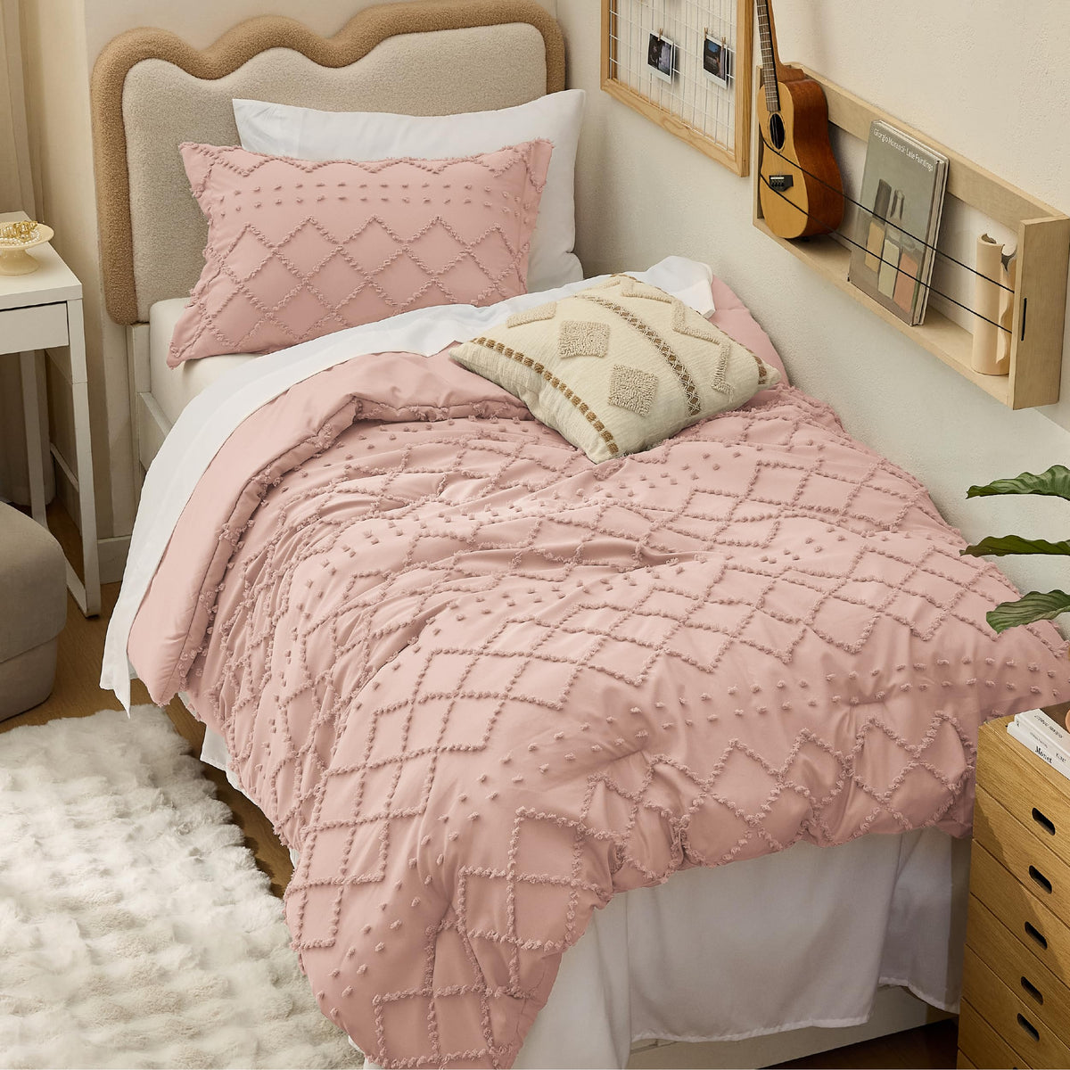 Bedsure Boho Tufted Beige Comforter Set, Oversized King