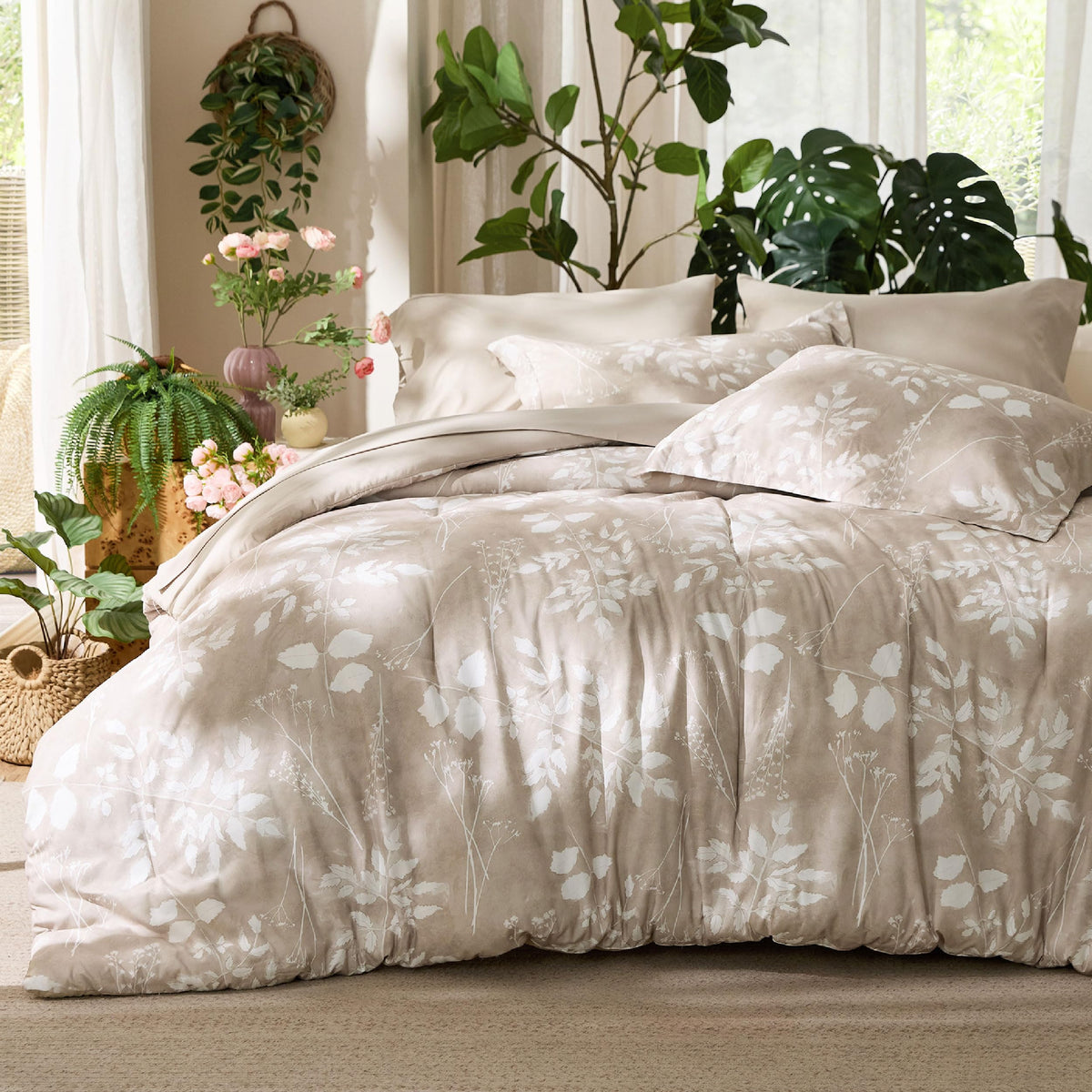 Bedsure Sage Green Queen Comforter Set, Floral Bedding Sets, 7 Piece