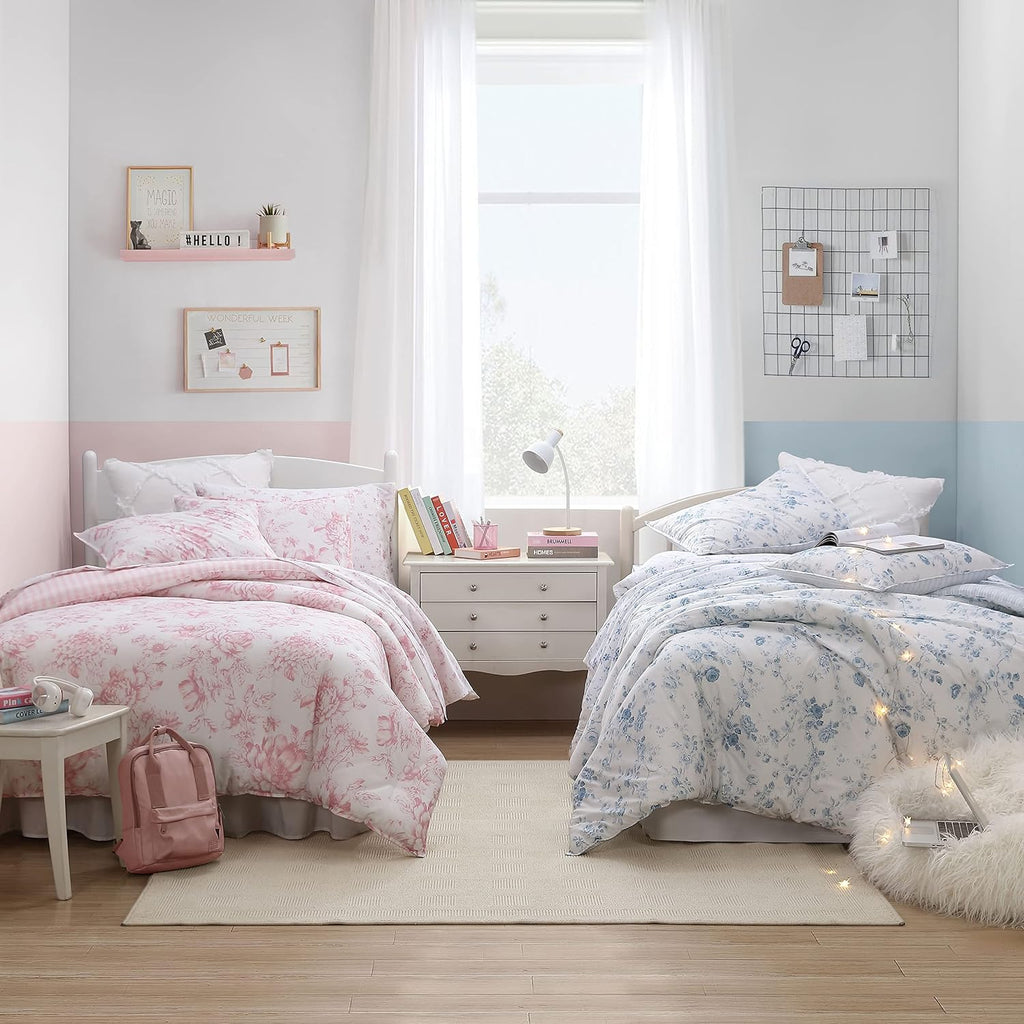Laura Ashley - Queen Size Comforter Set with Matching Shams