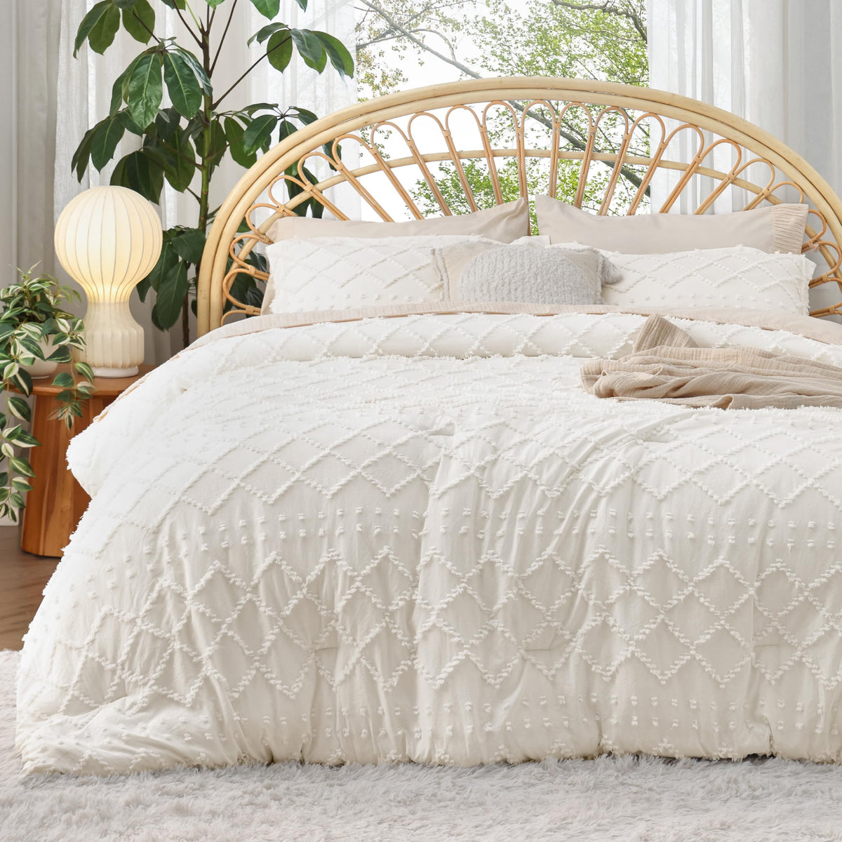 Bedsure Boho Tufted Beige Comforter Set, Oversized King